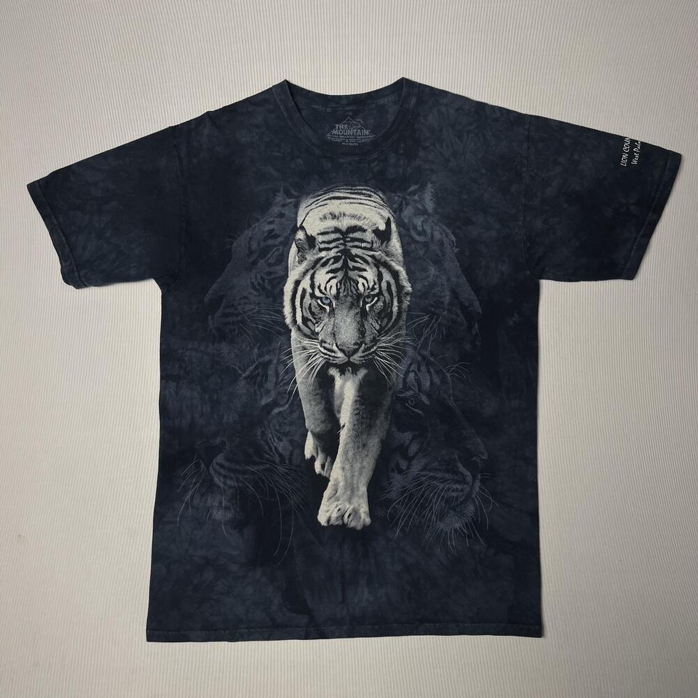 The Mountain Shirt Mens L Blue Tiger Graphic Tee Lion Country Safari Wildlife